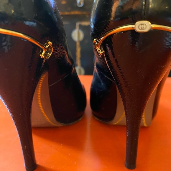 Gucci Horsebit Accent Patent leather Heels - Picture 6 of 10